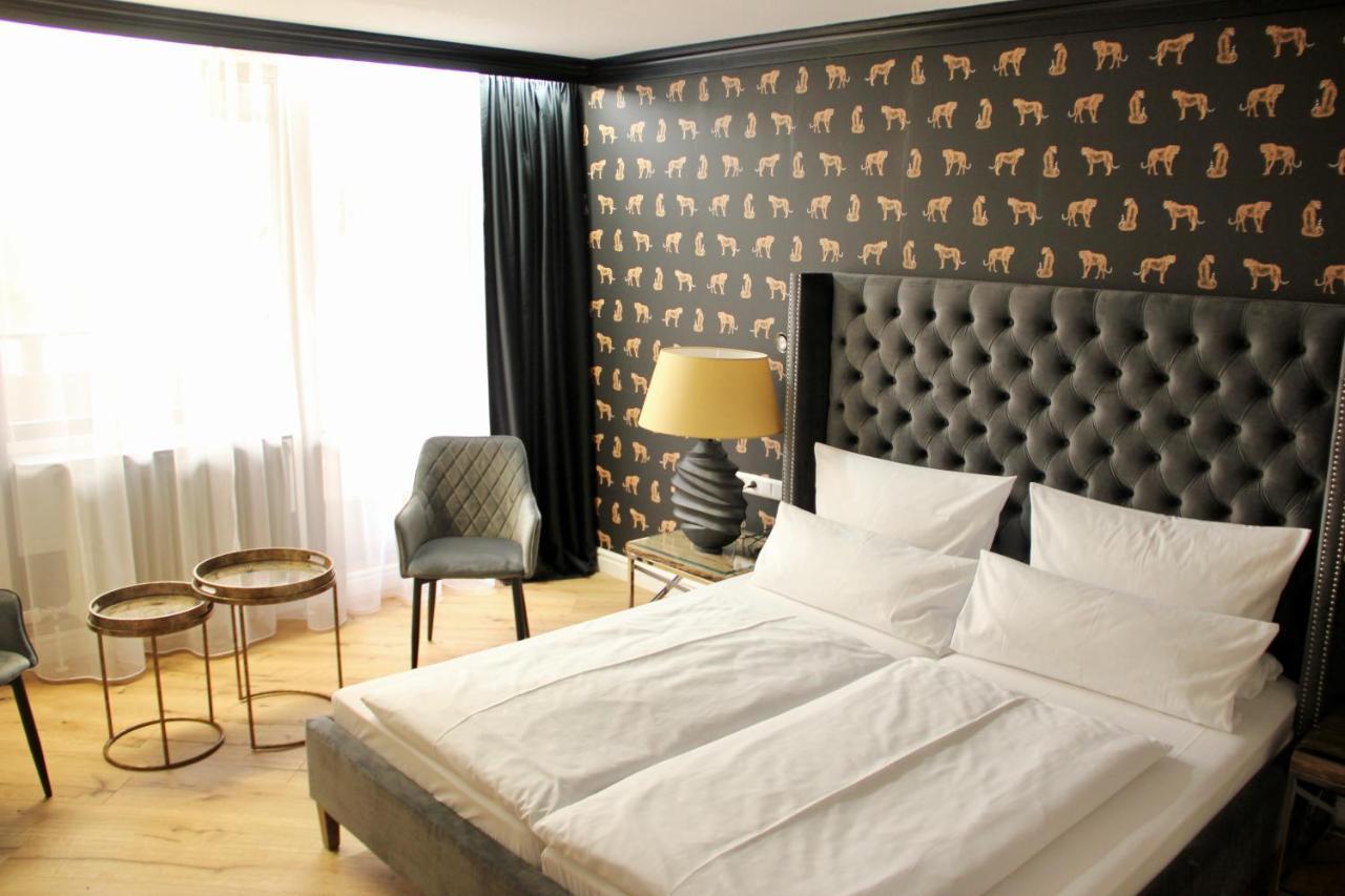 Superior Double or Twin Room Garden View