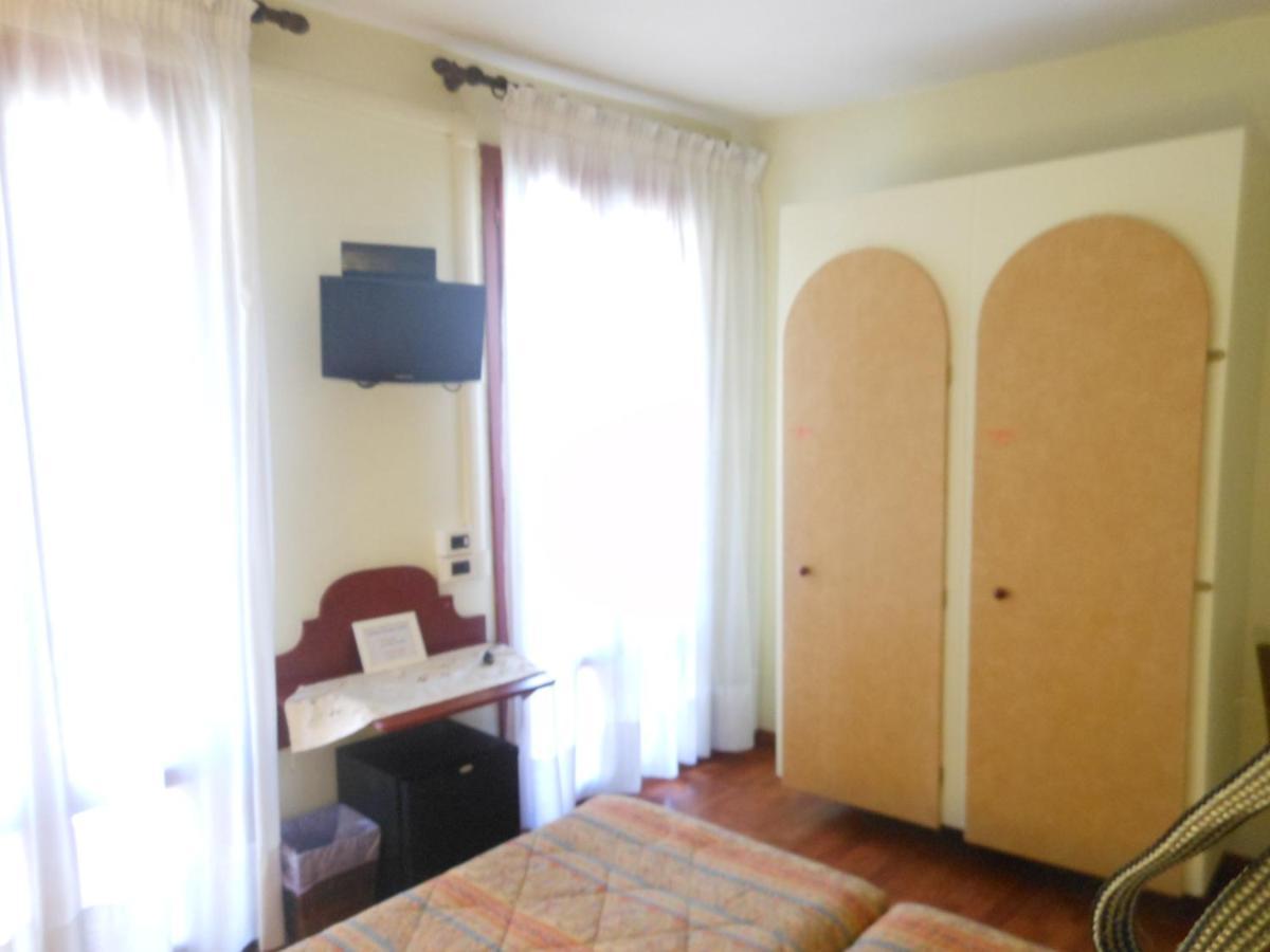 Double or Twin Room Terrace