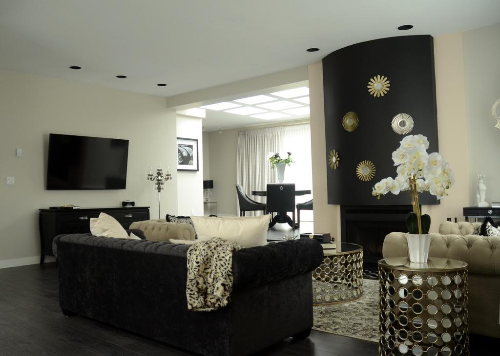 Penthouse Suite,61295080:JPEG
