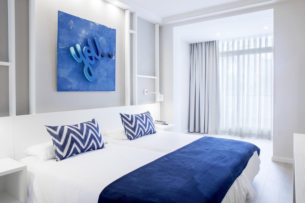 Twin Room,1709884238:JPEG