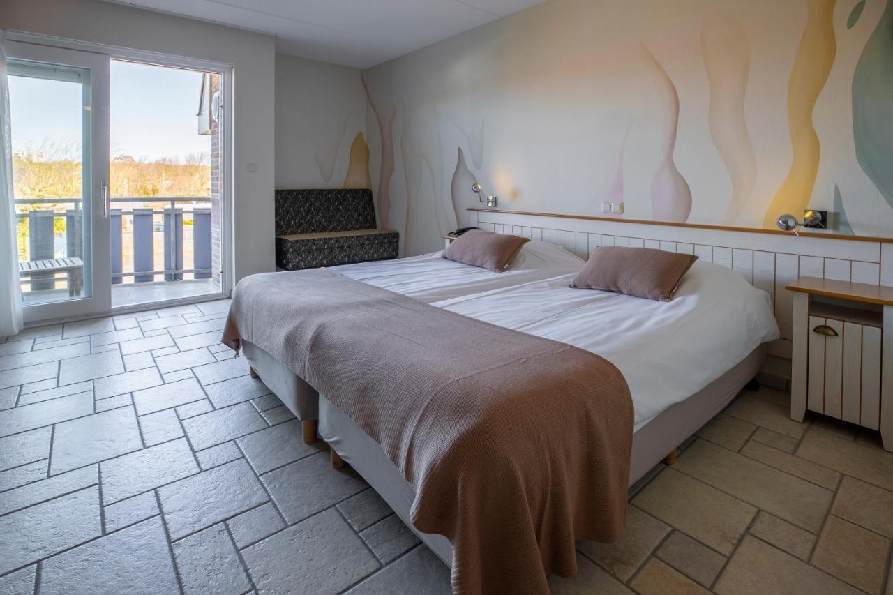 Double Room Bath