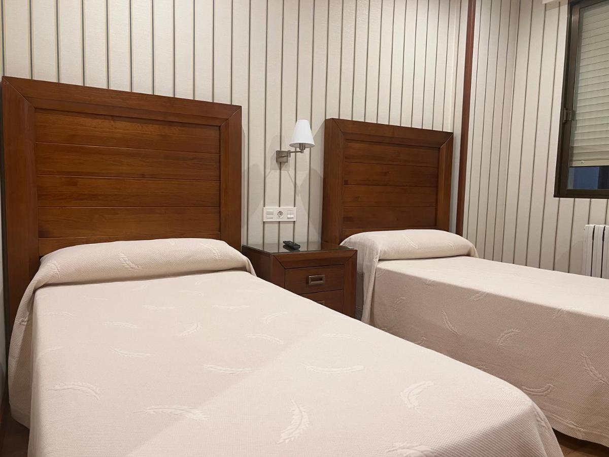 Twin Room,1202354170:JPEG