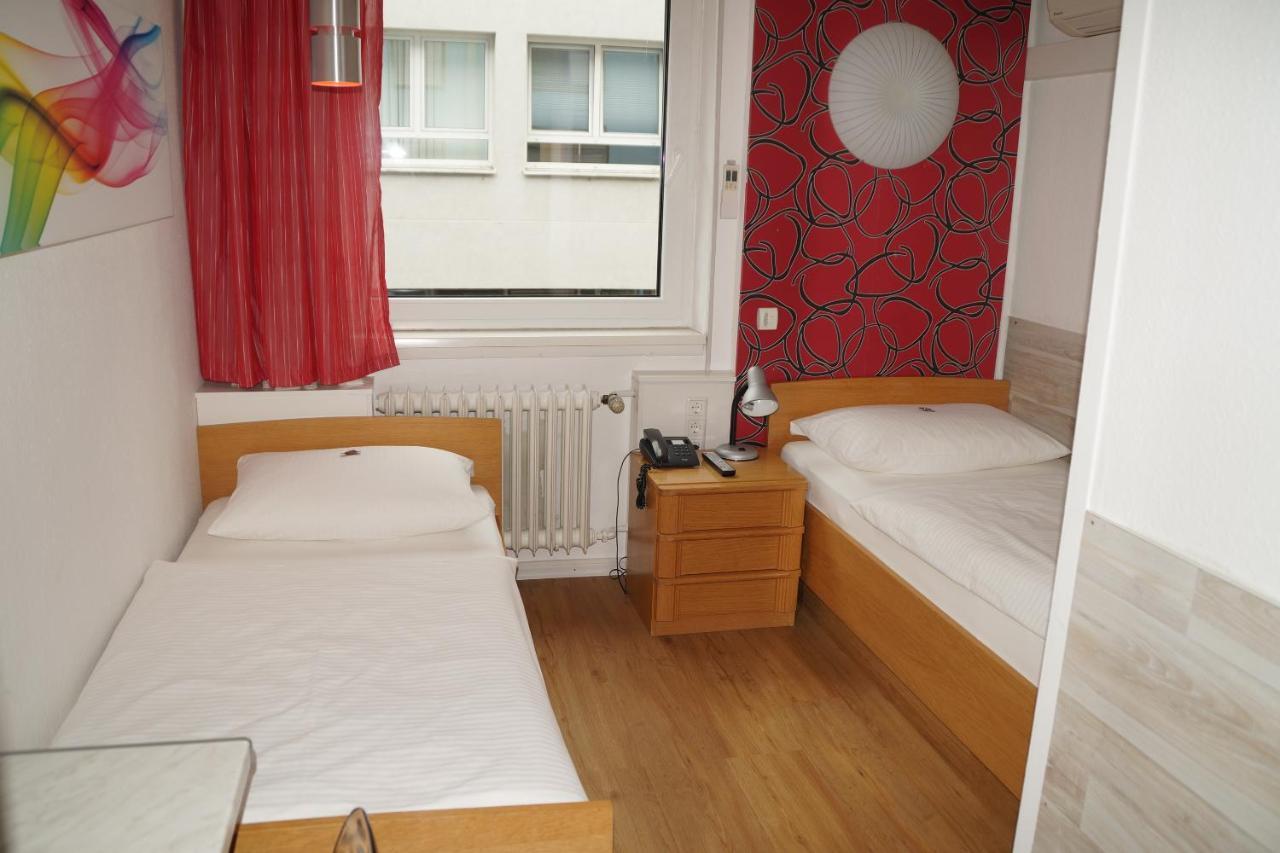 Economy Twin Room