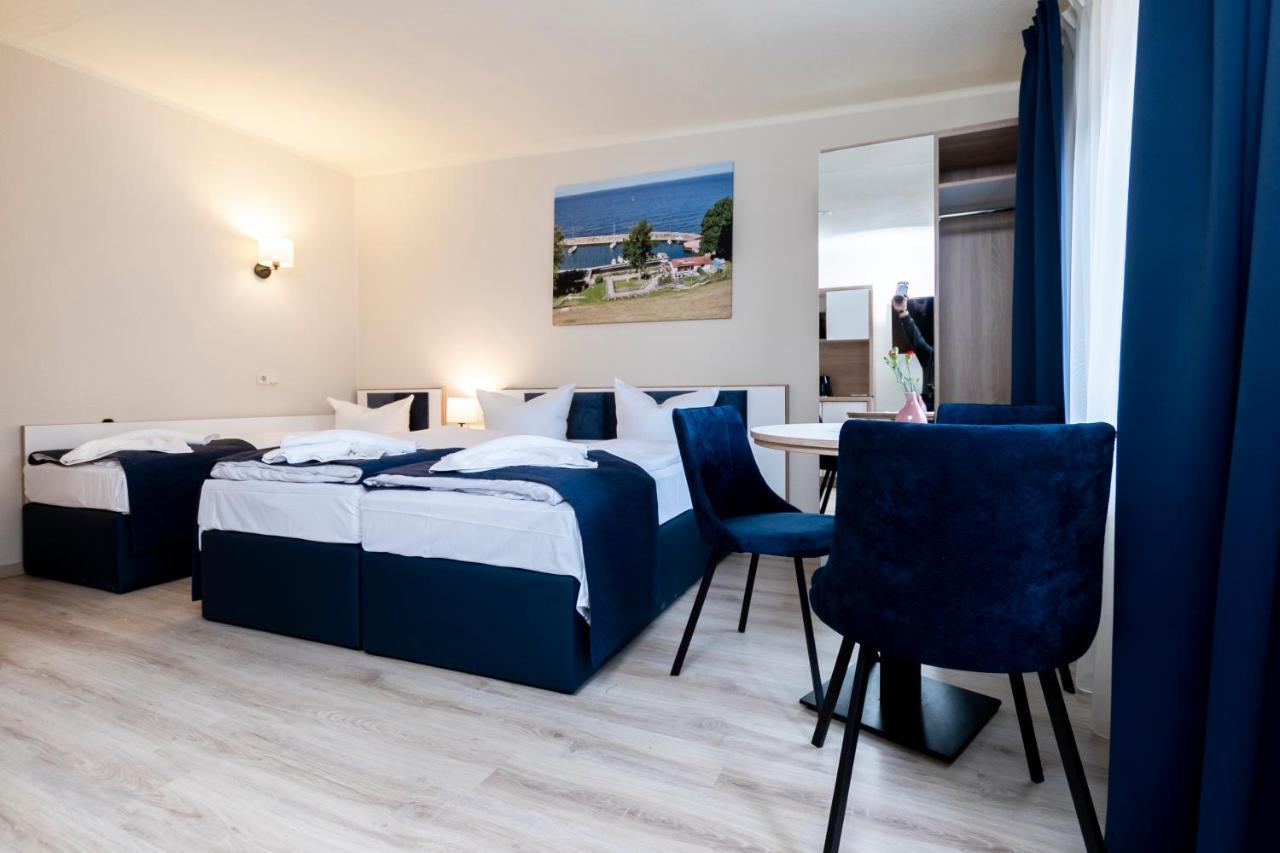 Comfort Triple Room
