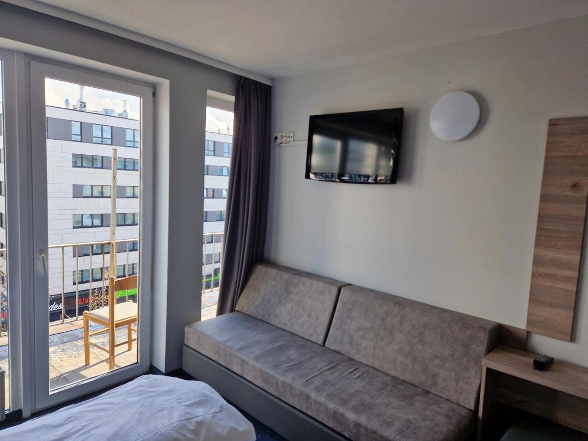 Deluxe Double or Twin Room Balcony,1589111757:JPEG