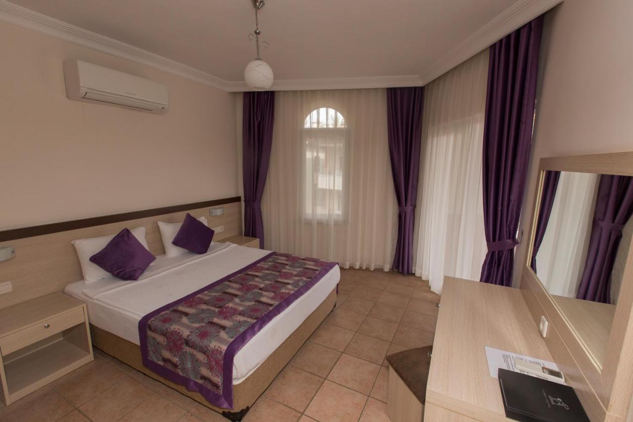 Deluxe Family Room Annex