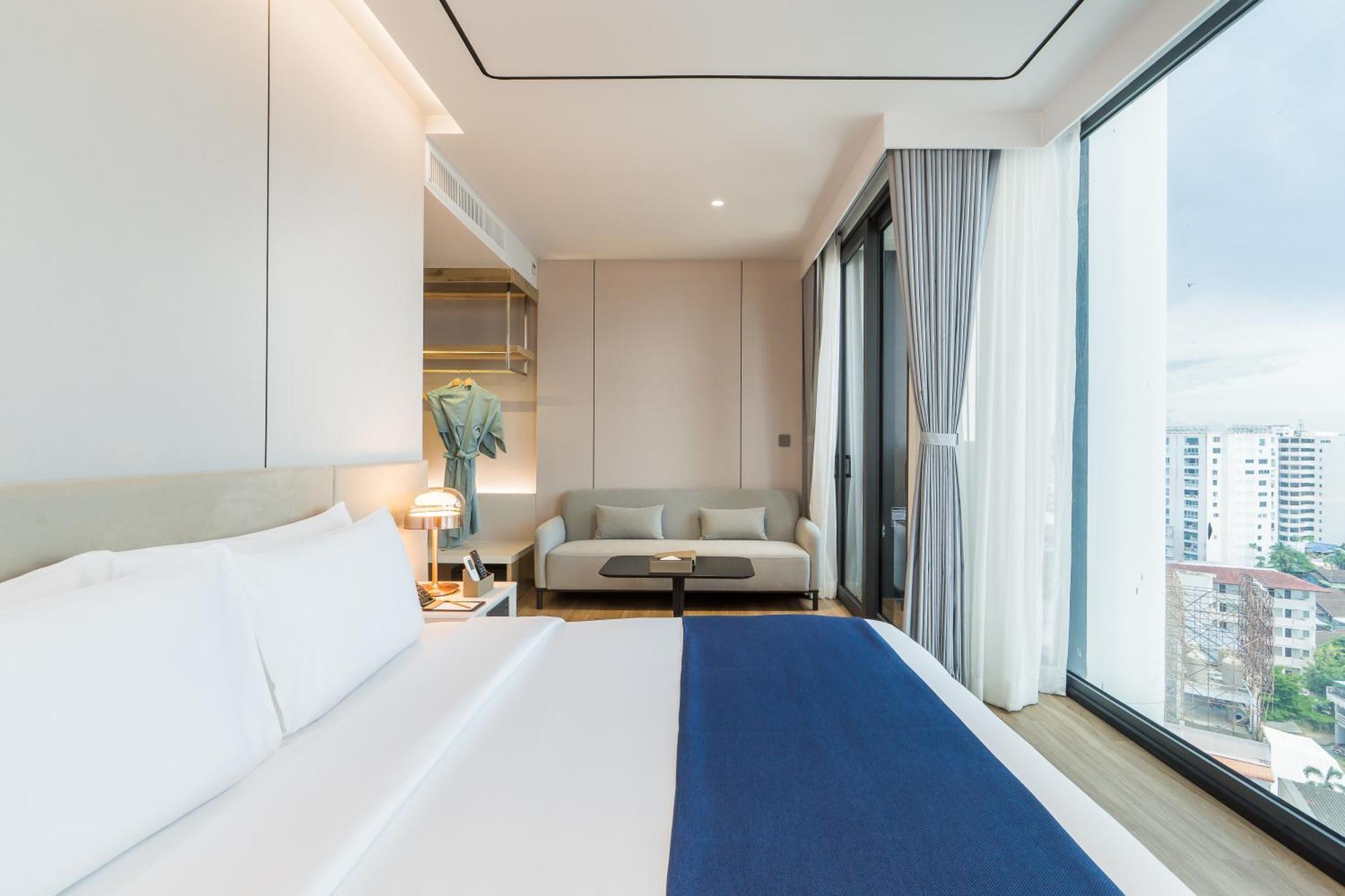 Premier Double Room High Floor City view