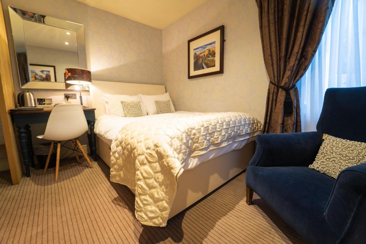 Small Double Room