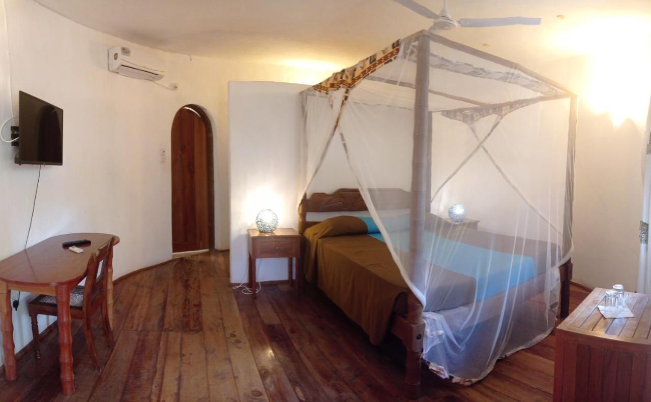 Duara Comfort Room balcony,1245192340:JPEG