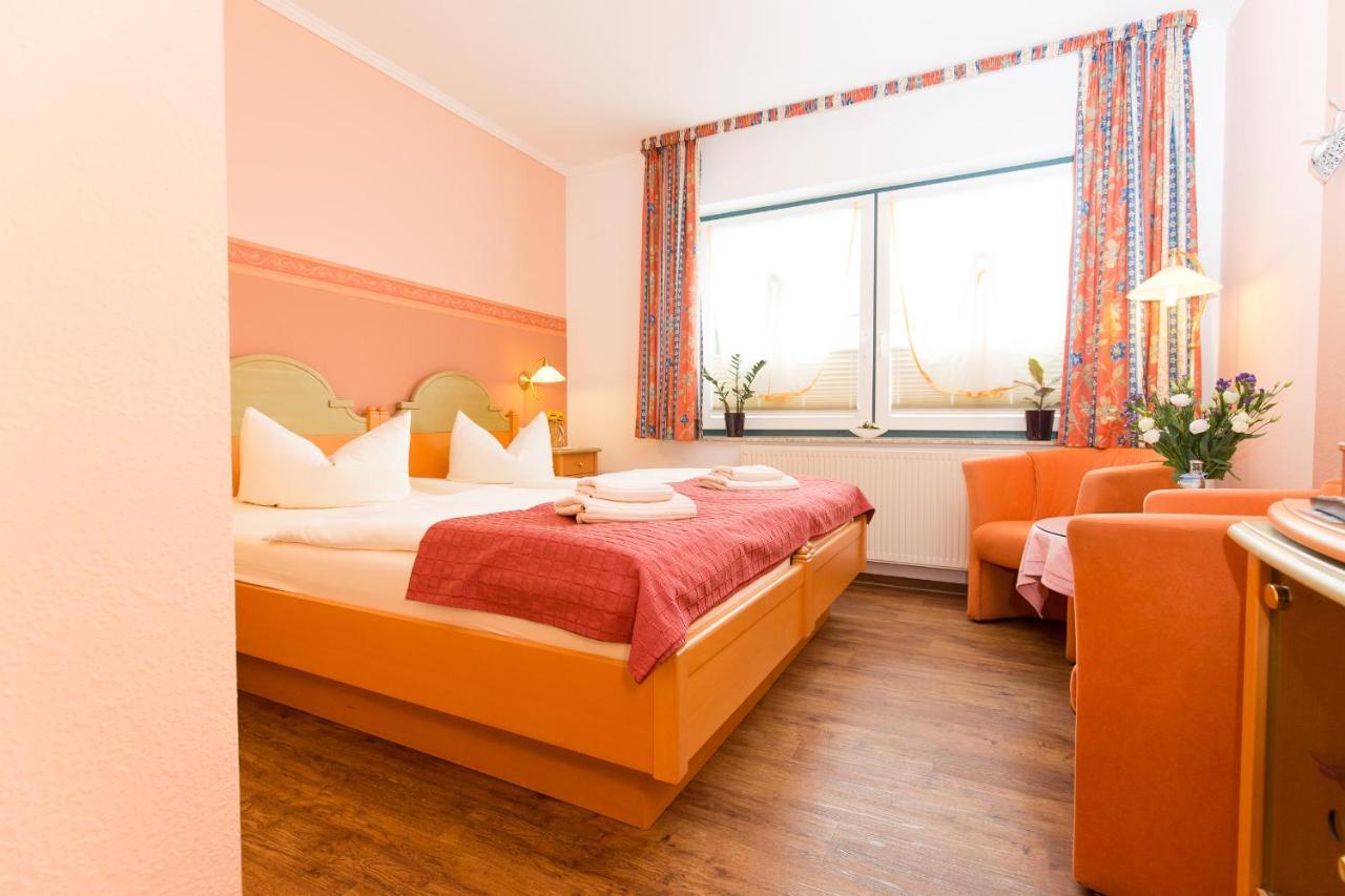 Double Room,758724931:JPEG