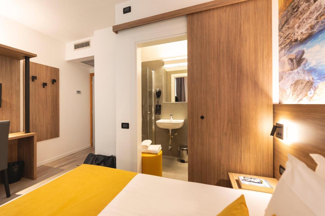 Economy Single Room