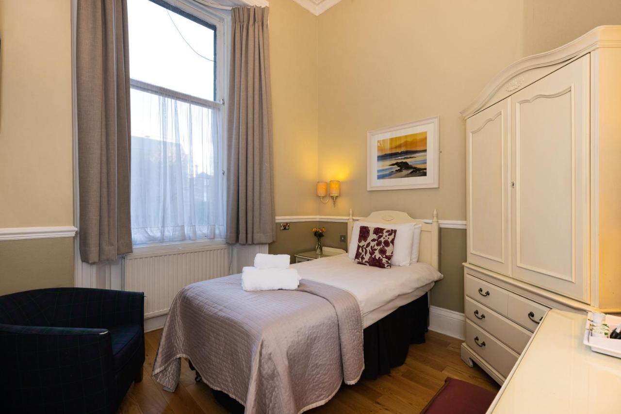 Single Room,1205238181:JPEG