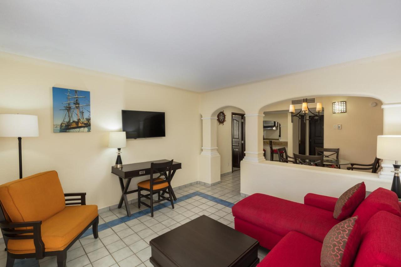 Nautical One Bedroom Suite
