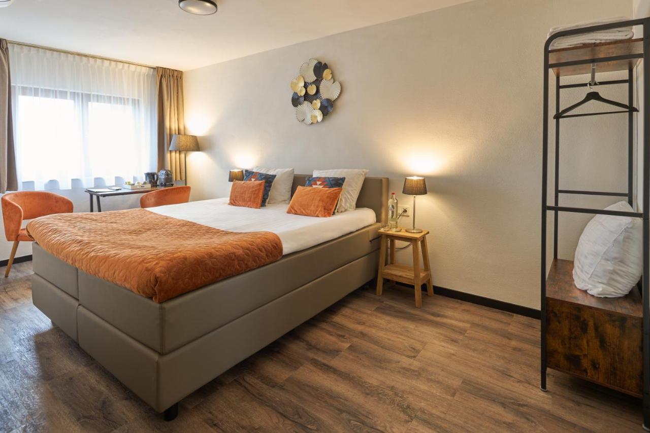 Standard King Room,1384910561:JPEG