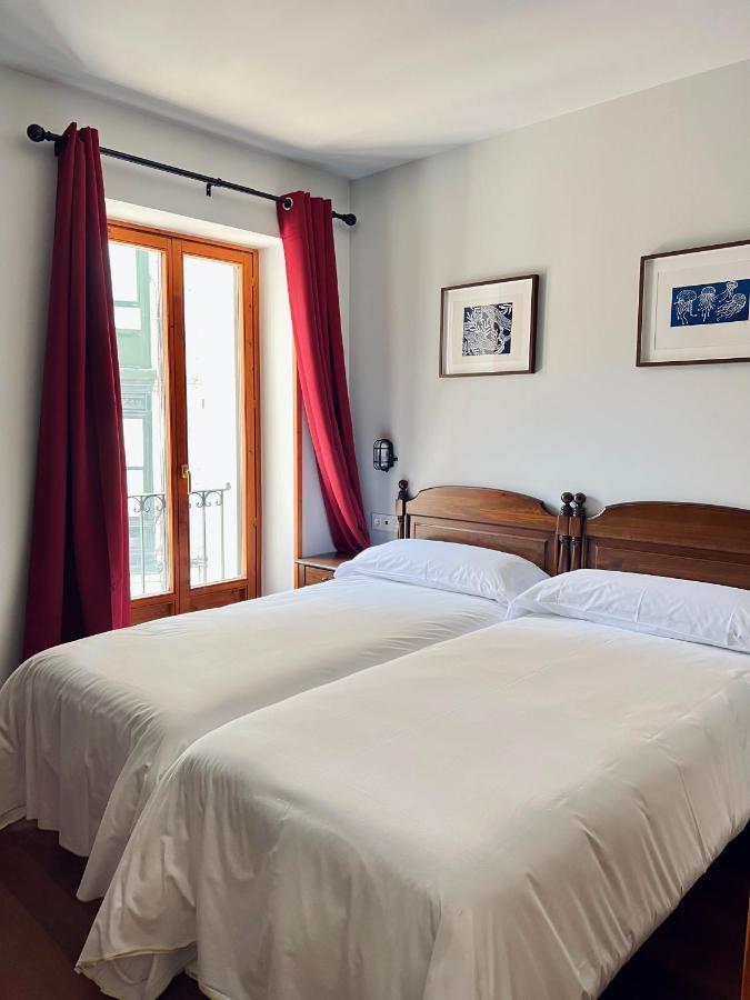 Standard Double Room,1206687781:JPEG
