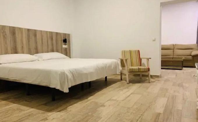 Three-Bedroom Apartment,1206695533:JPEG