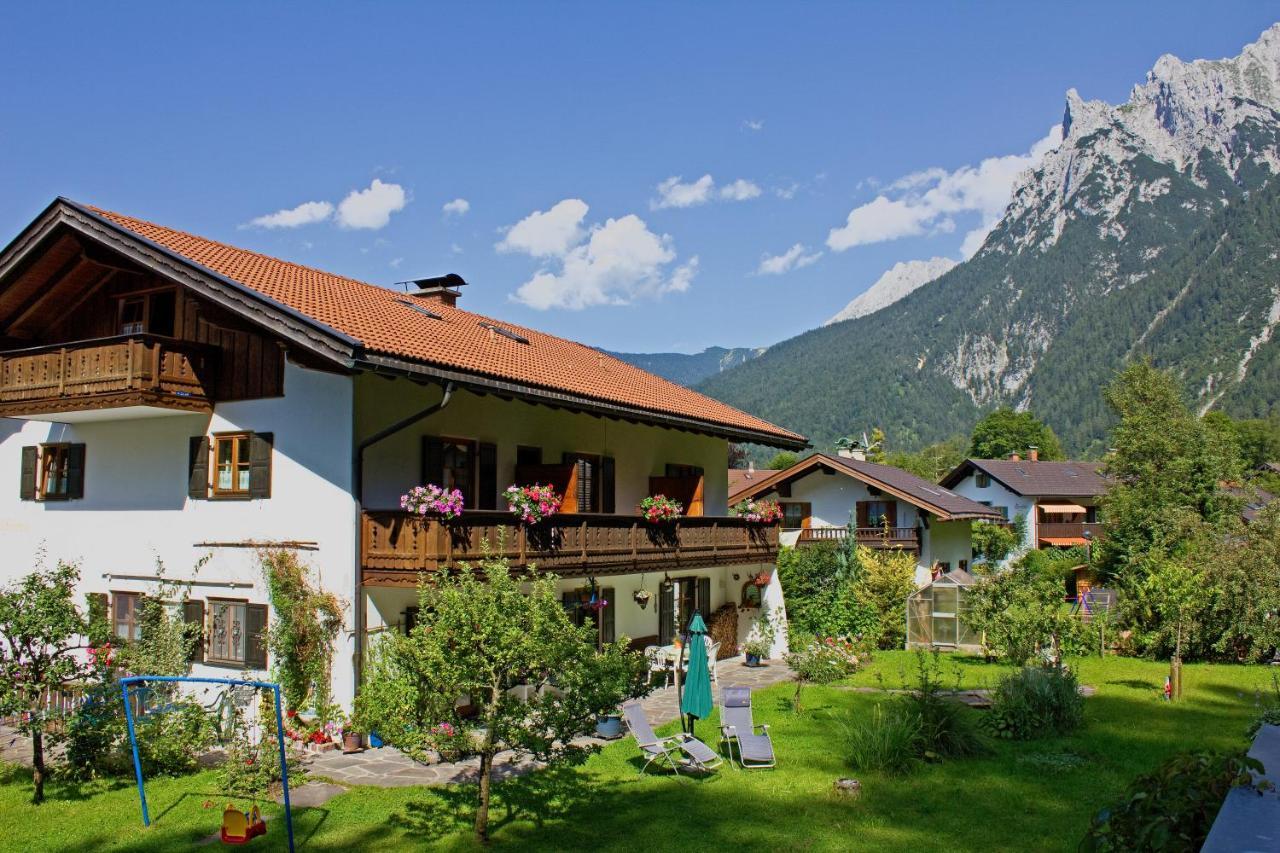 Apartment Mountain View