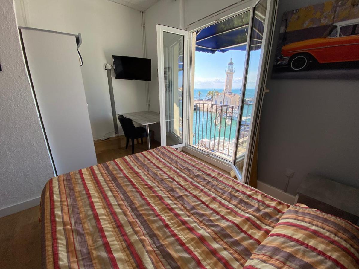 Deluxe Double Room Sea View,1224954482:JPEG