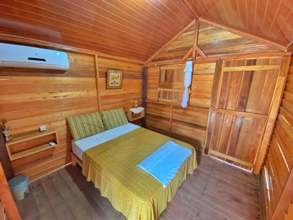 Deluxe Room,1206944383:JPEG