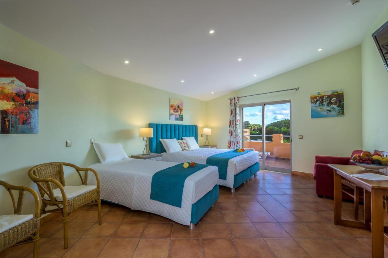 Studio with Balcony and Sea View (3 Adults),691362324:JPEG