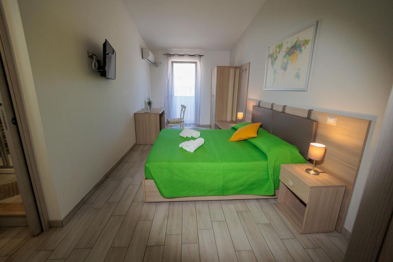 Double Room Private Bathroom