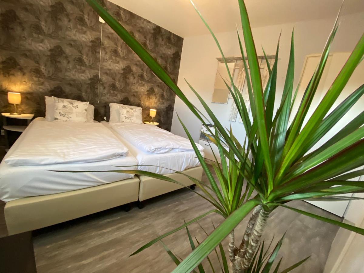 Comfort Double Room Shower