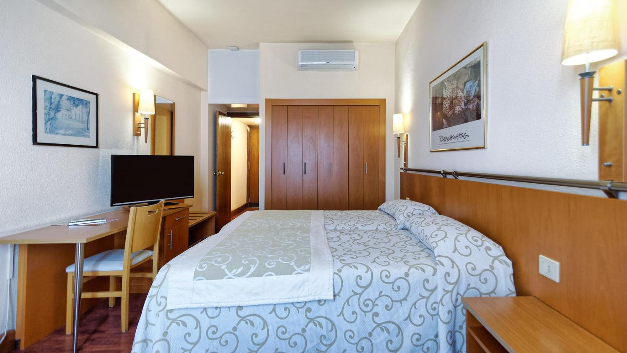Single Room,1529749909:JPEG