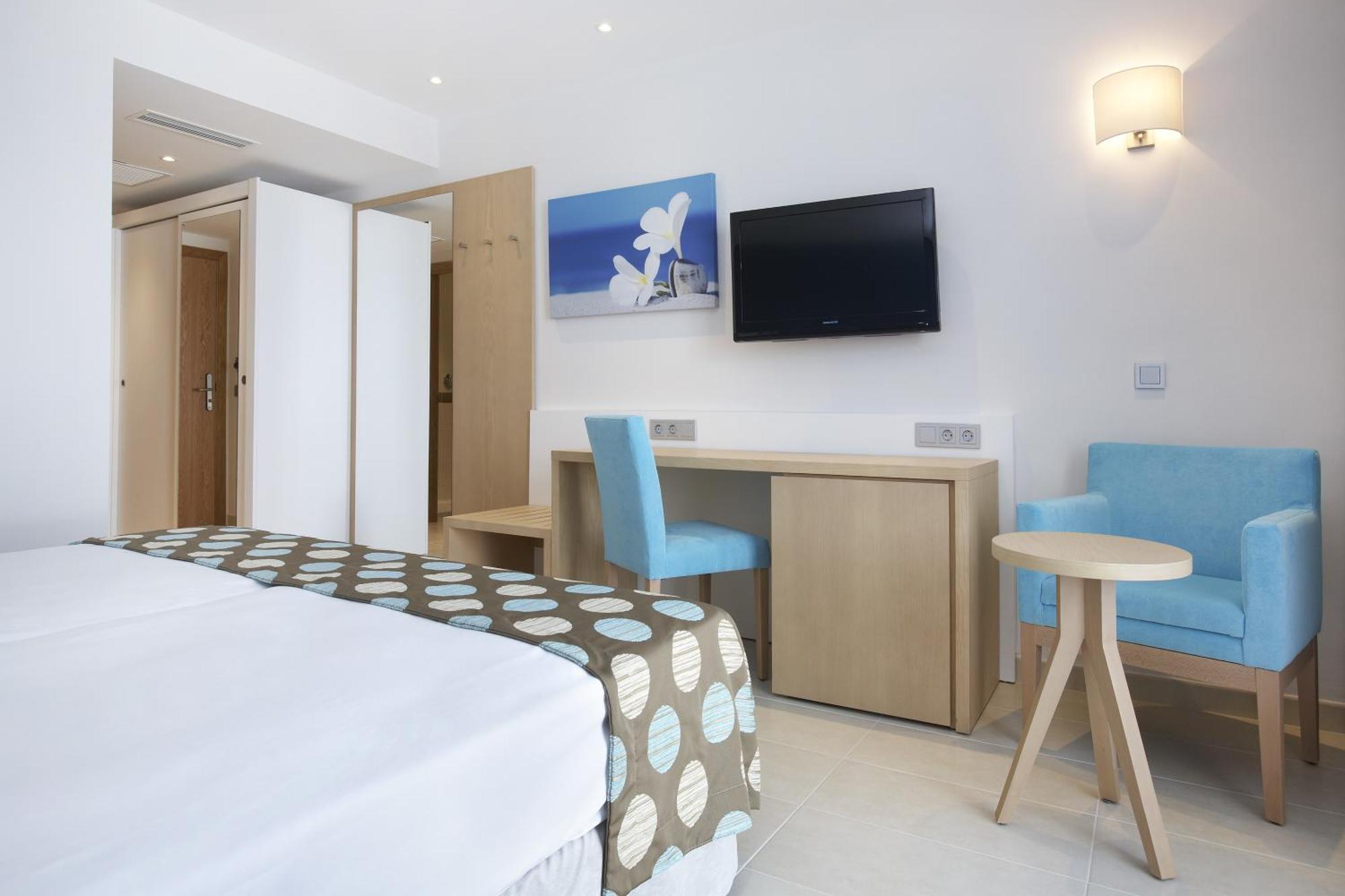 Superior Twin Room Sea View