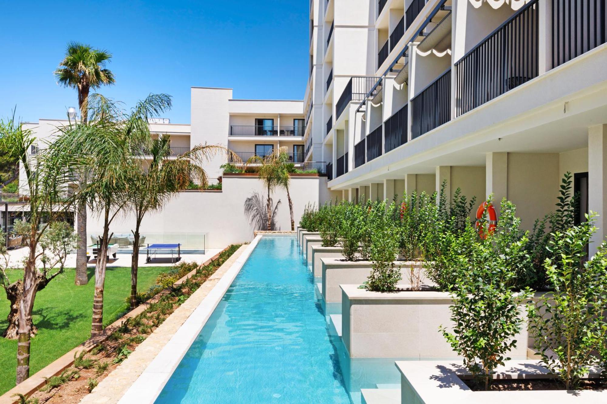 Double or Twin Room Swimming Pool Access Adults Only,1207498699:JPEG