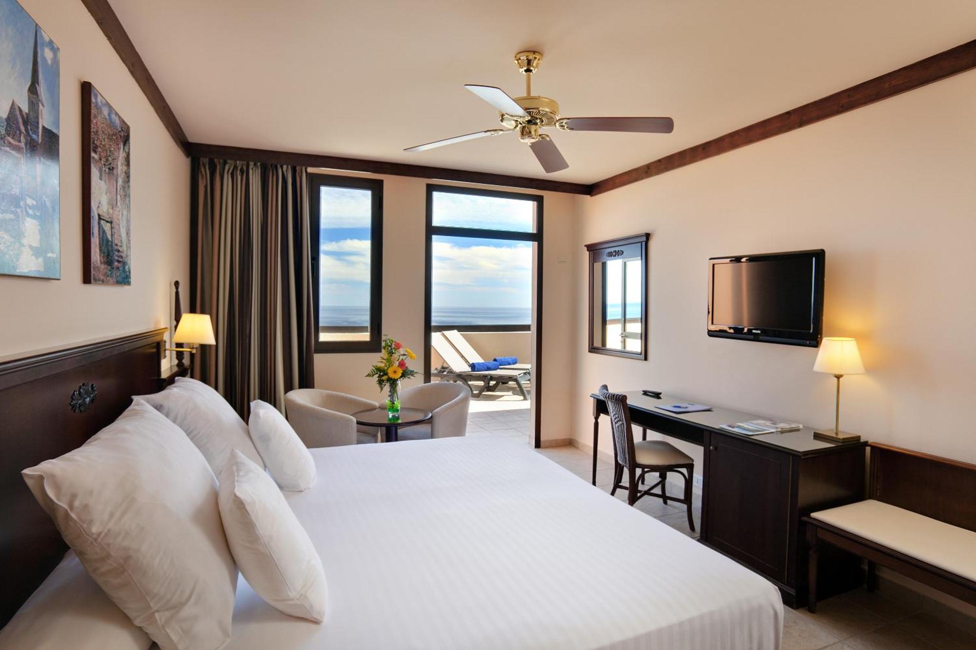 Deluxe Suite Sea View