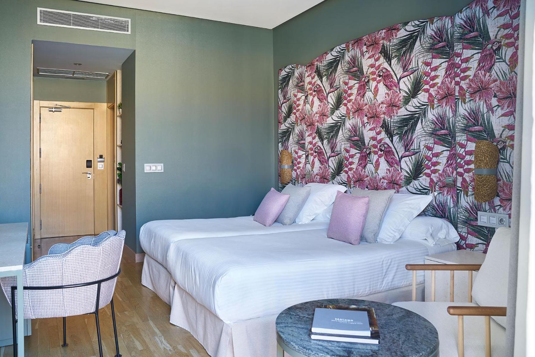 Vincci Room balcony