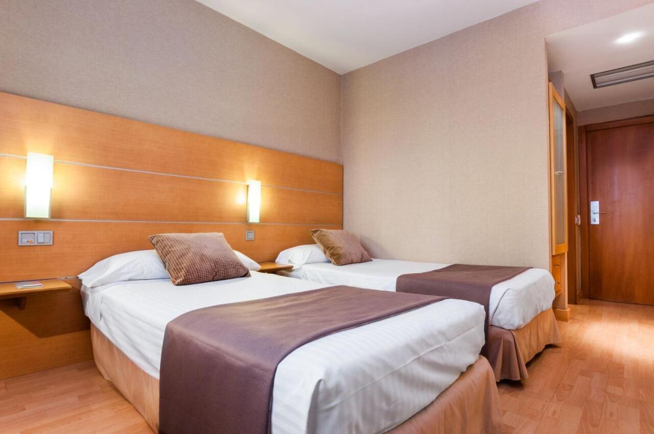 Double or Twin Room,1679563951:JPEG