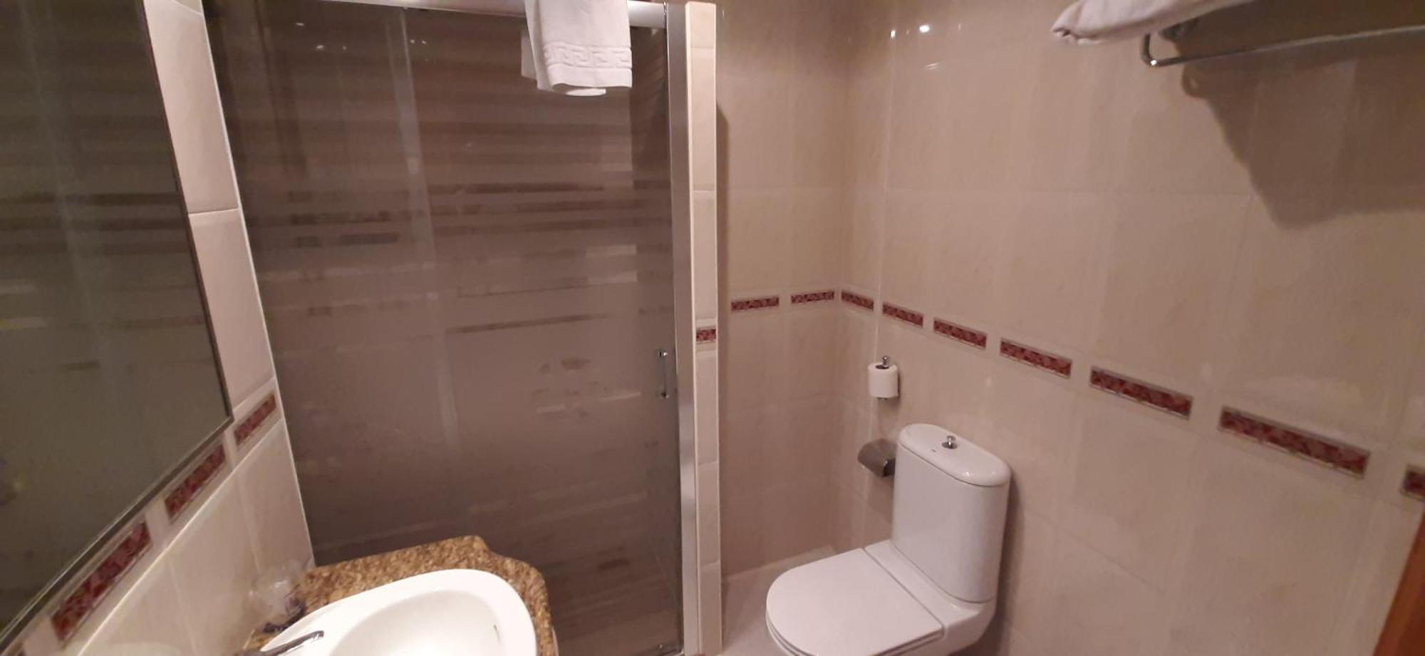 Double Room,1207703977:JPEG