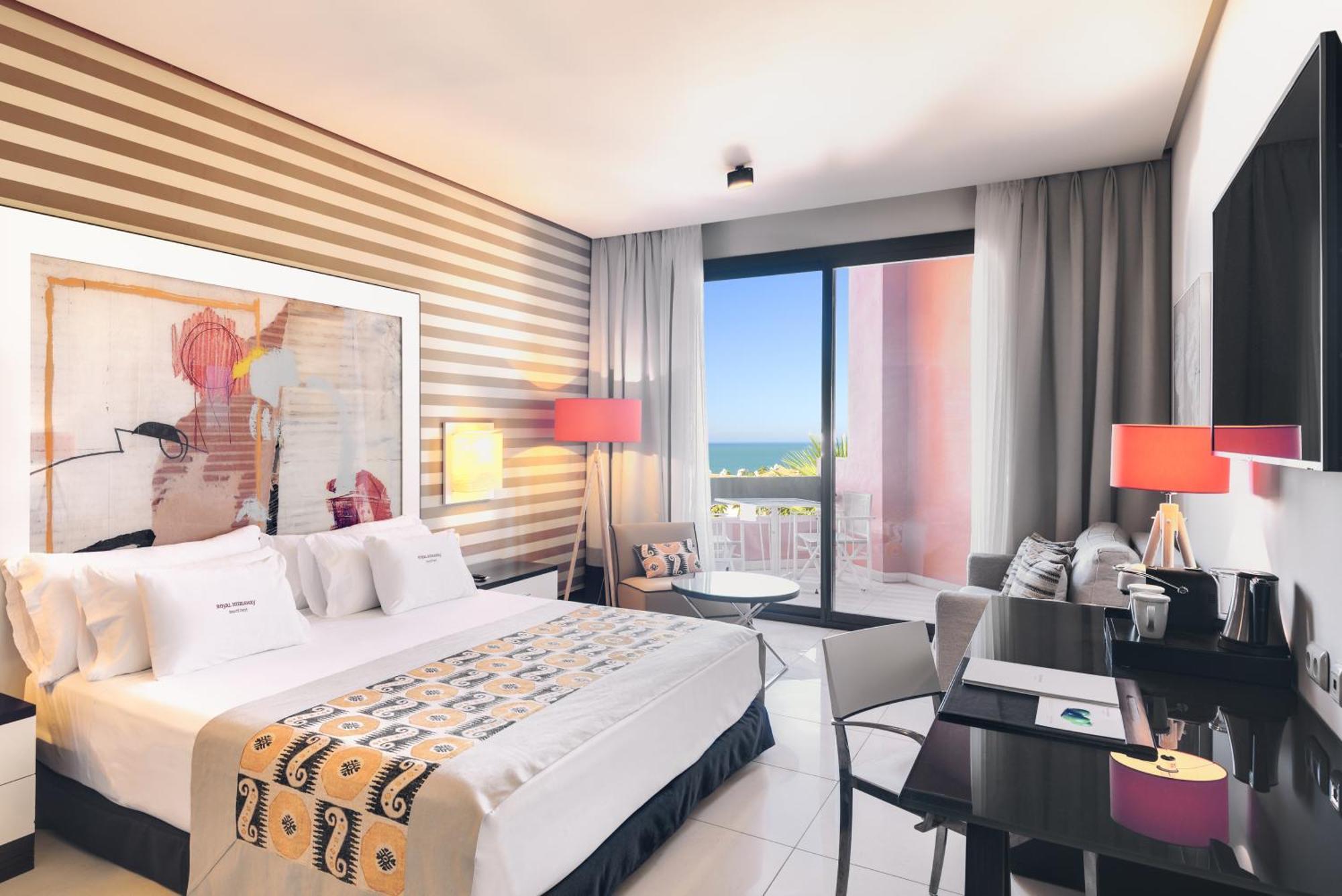 Deluxe Double Room Side Sea View