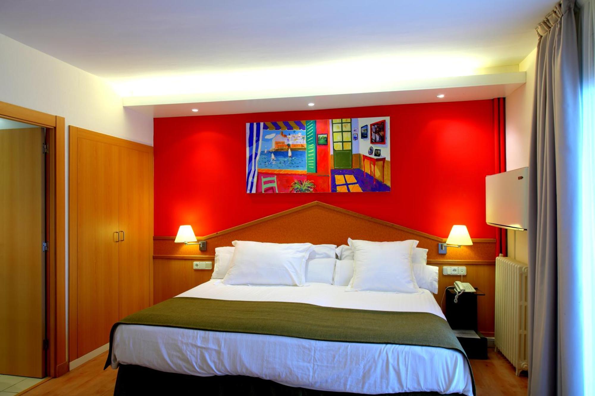 Double or Twin Room,185327001:JPEG