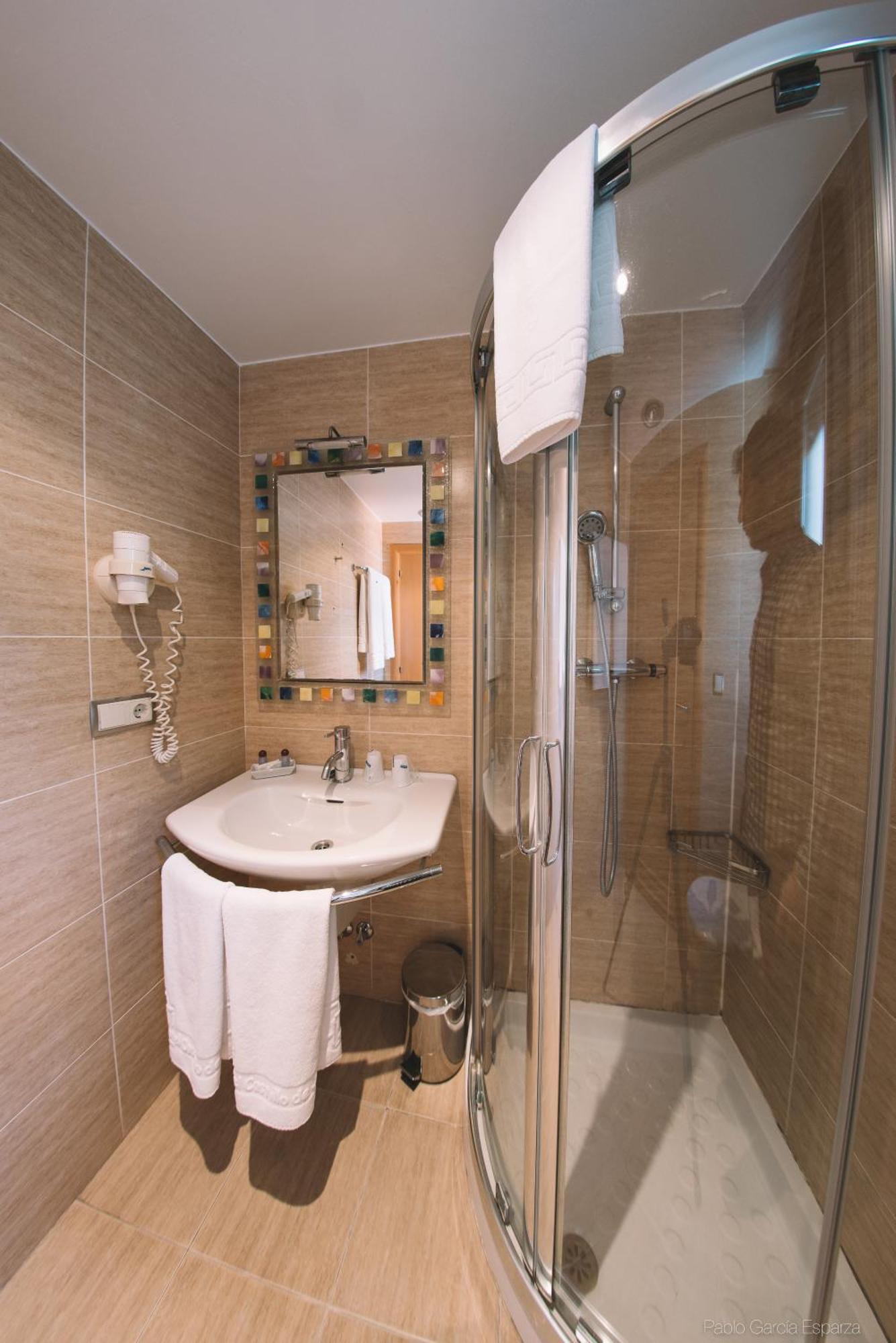Triple Room,683257455:JPEG