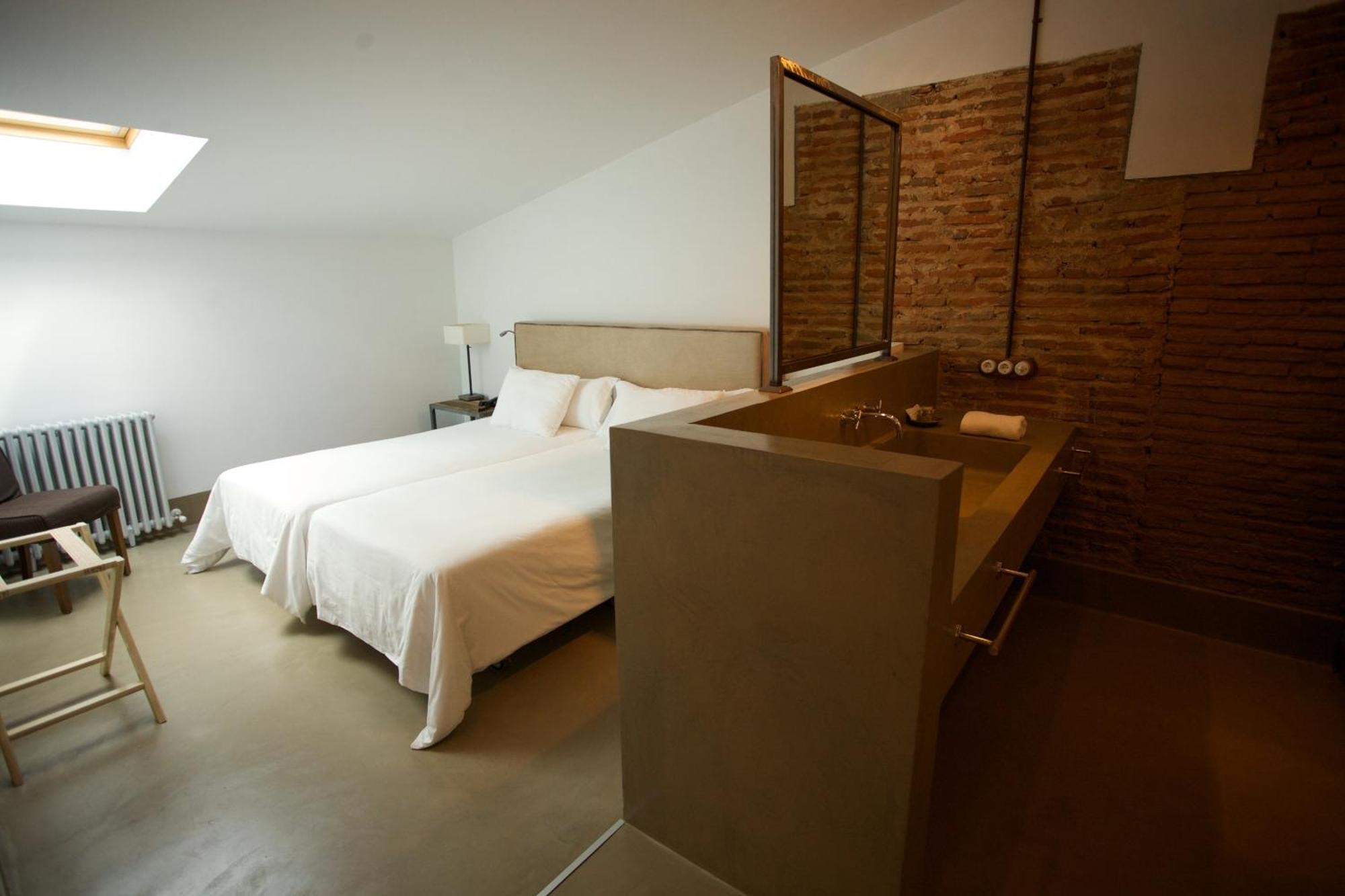 Twin Room,1207837873:JPEG