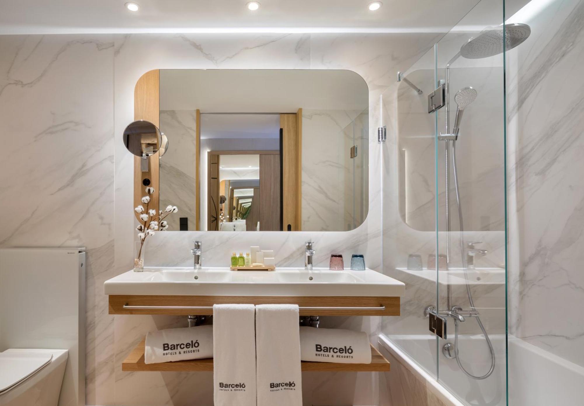 Triple Room,520482876:JPEG