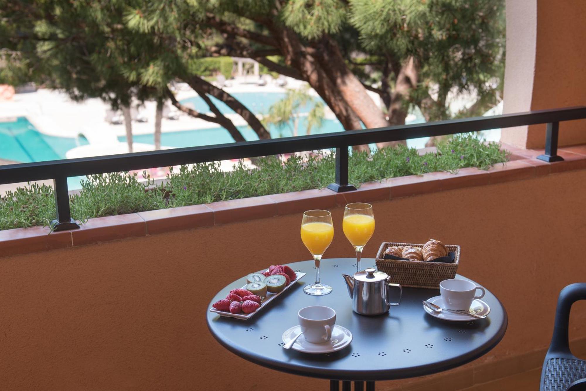 Double or Twin Room Balcony