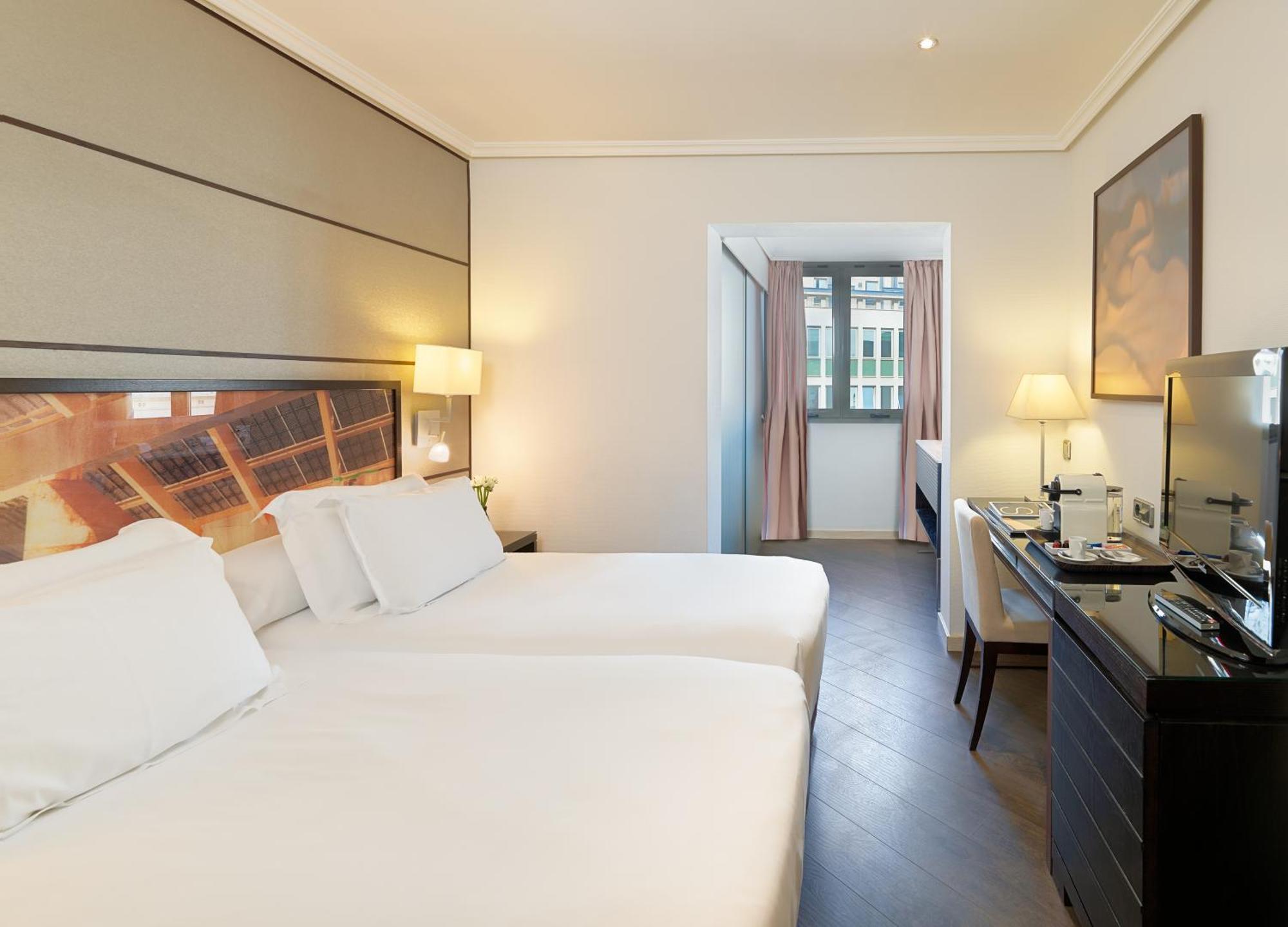 Classic Room,1675796667:JPEG