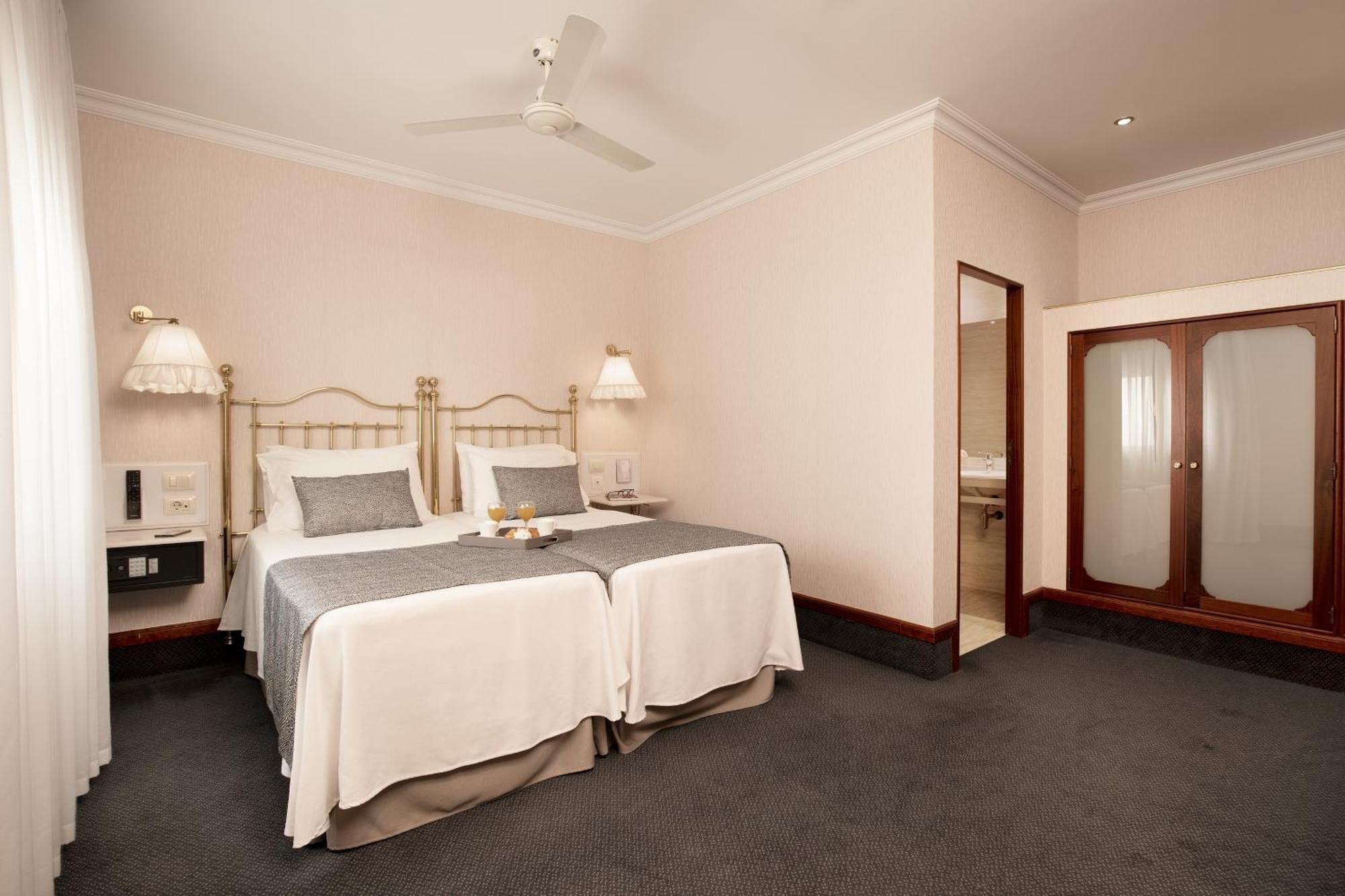 Comfort Double or Twin Room