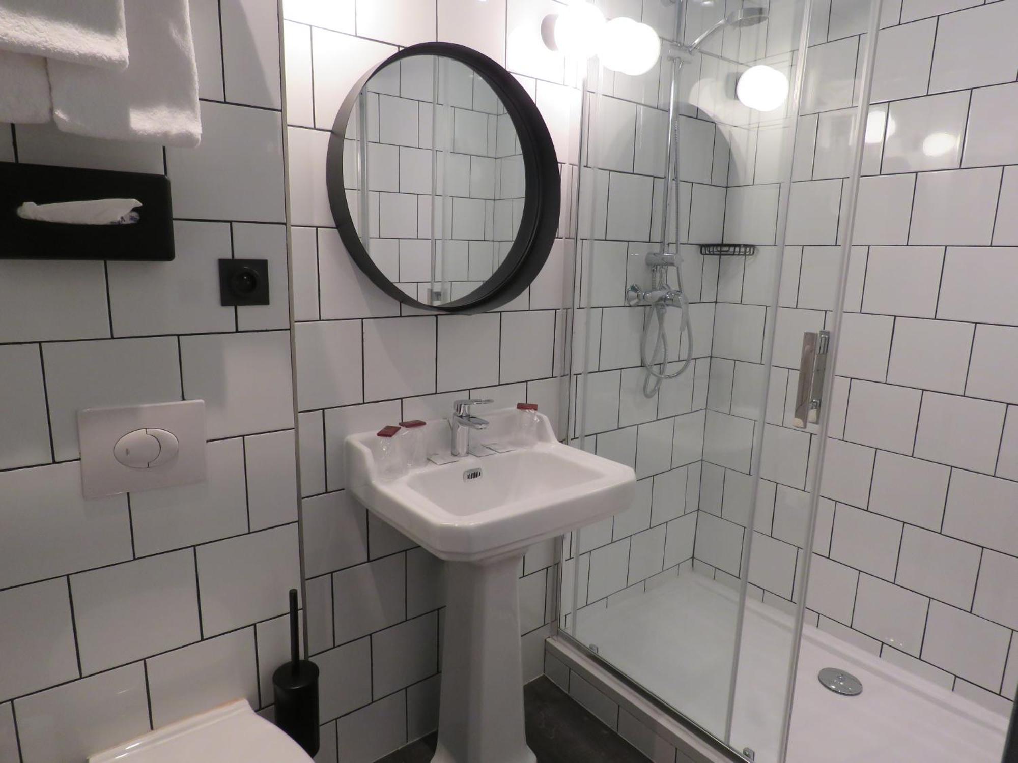 Single Room,1208518915:JPEG