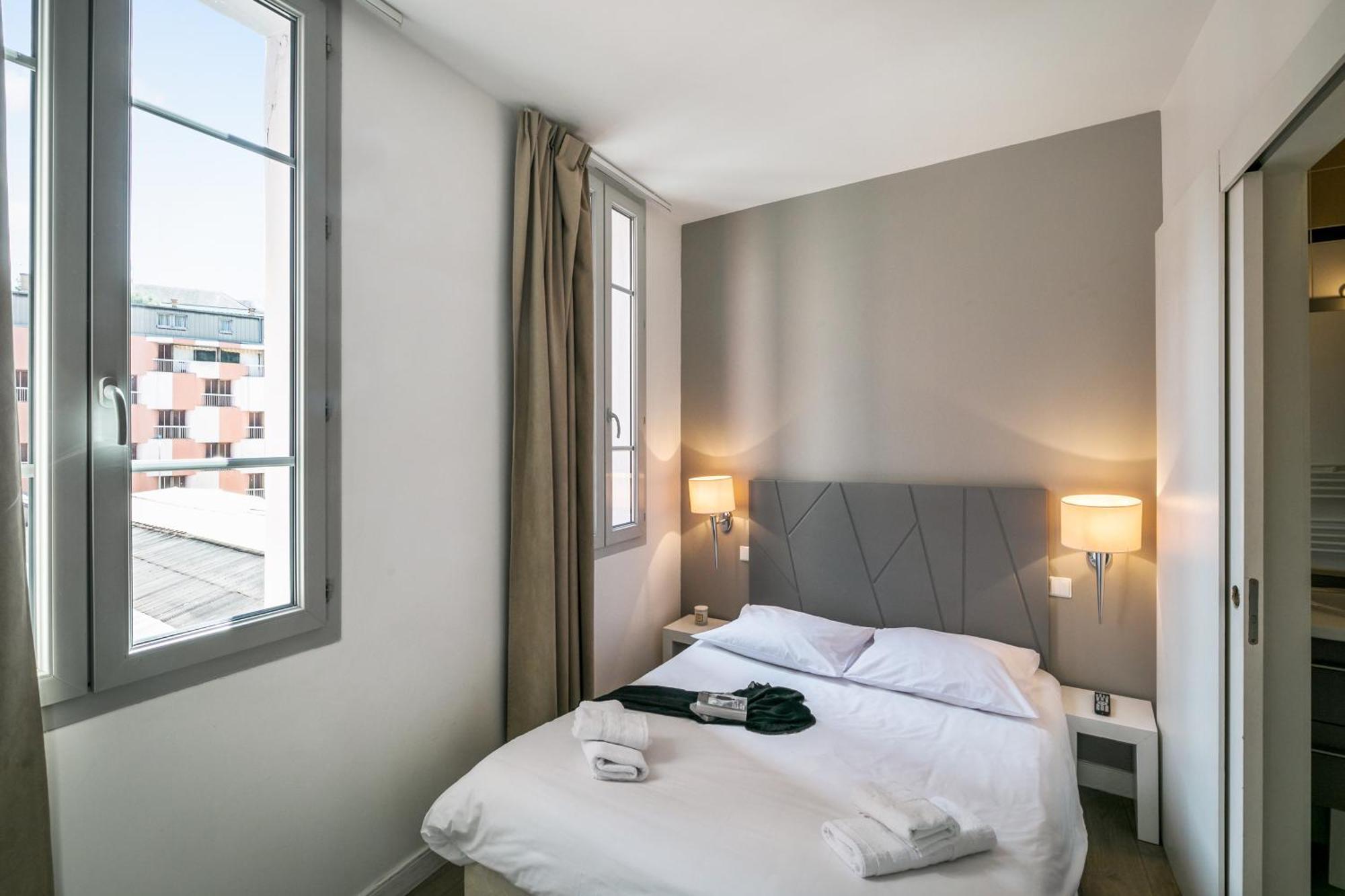One Bedroom Apartment,1208545405:JPEG