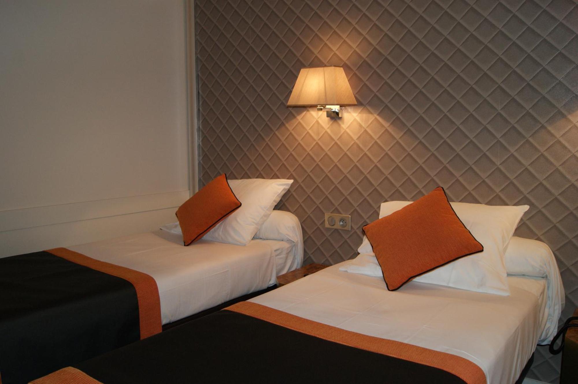 Superior Double or Twin Room,371122525:JPEG