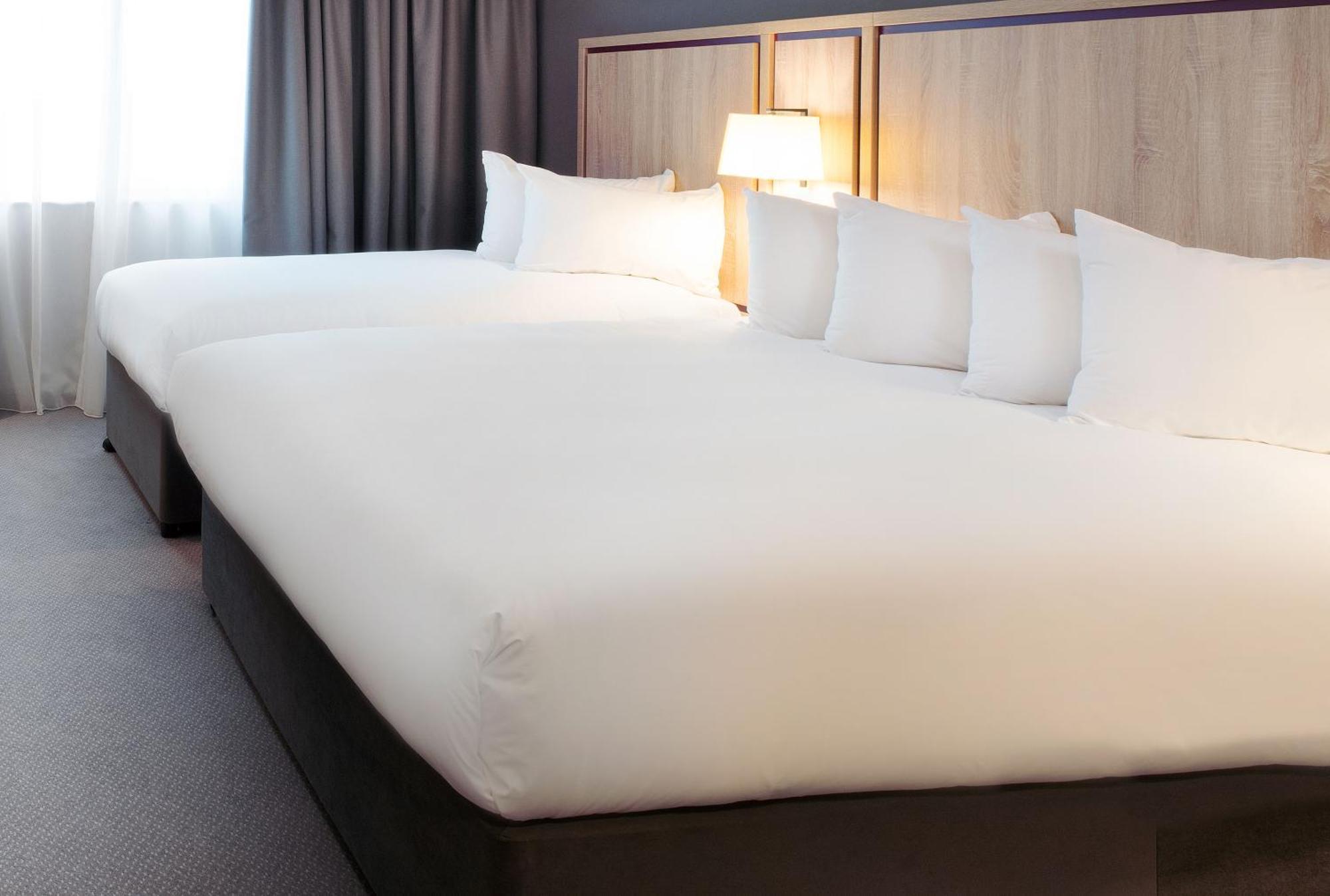 Standard Room Double Single Bed