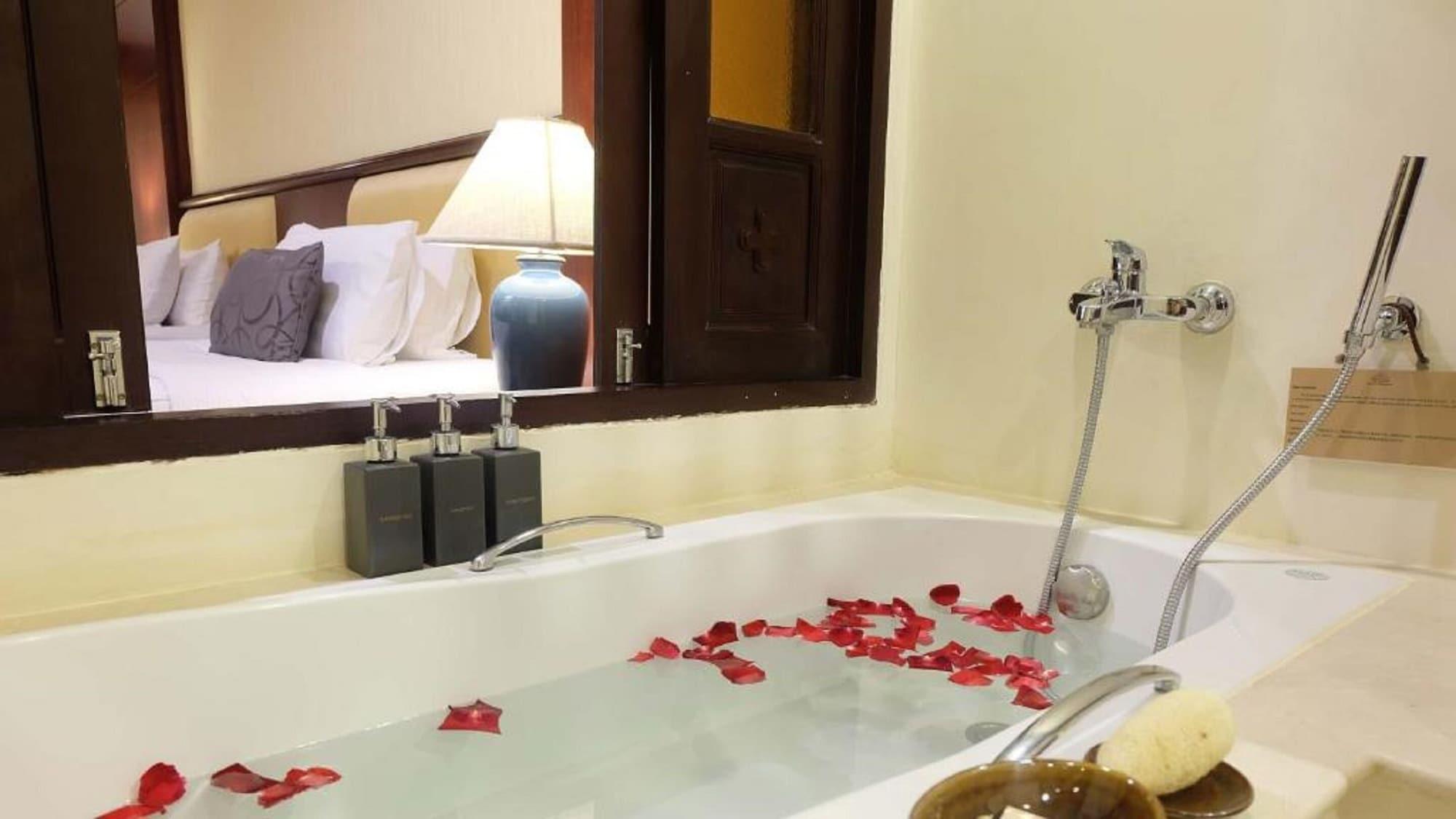 Grand Deluxe Room Balcony