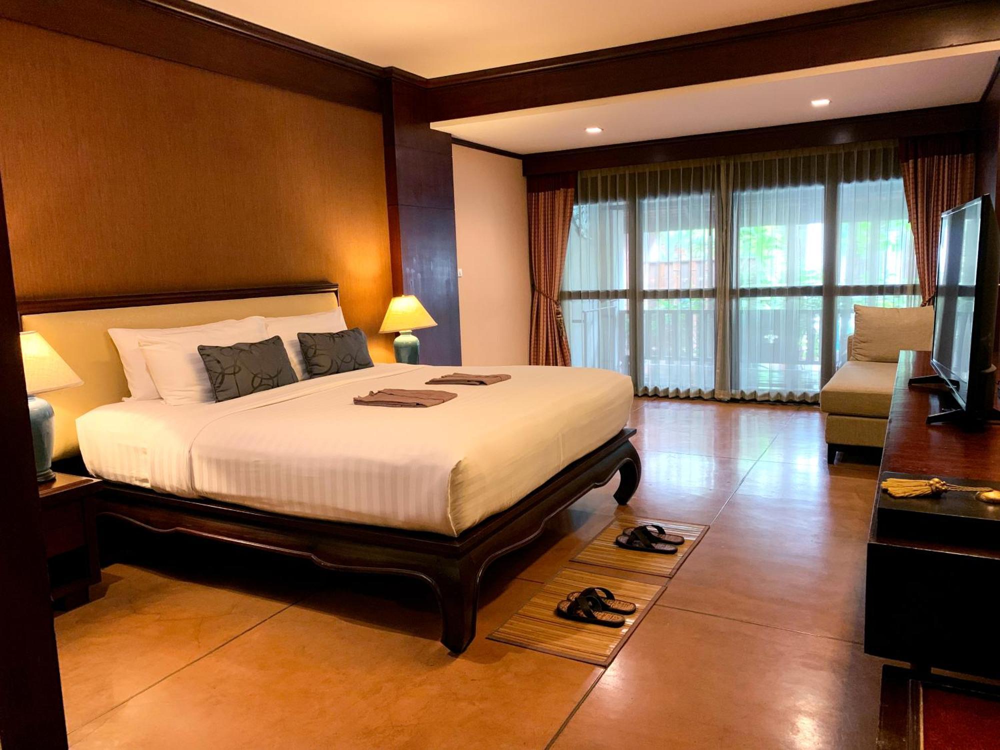 Grand Deluxe Room Balcony