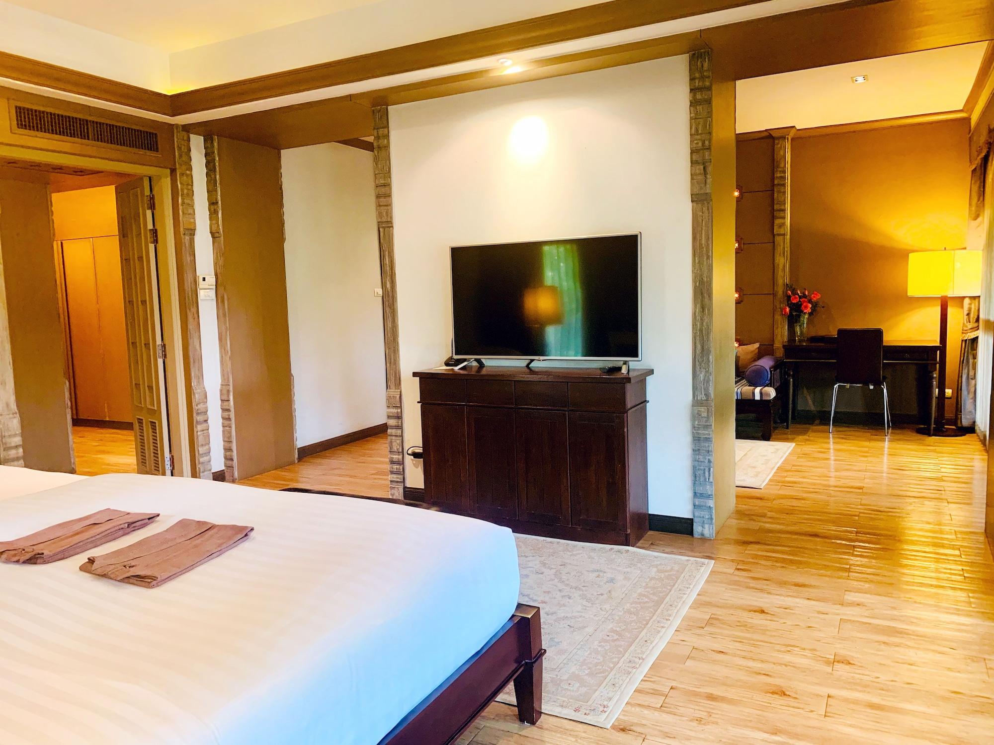 Junior Suite Room Balcony