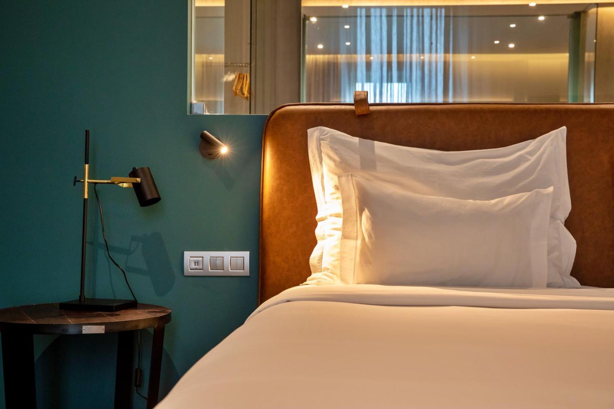 Premium Double or Twin Room,1559506960:JPEG