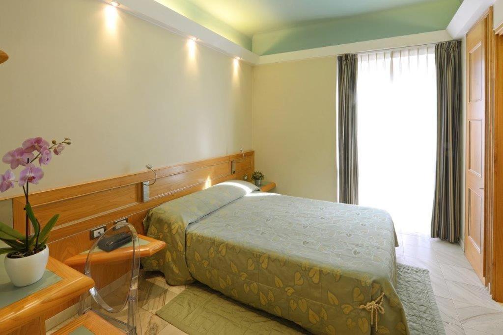 Superior Double Room,318348297:JPEG